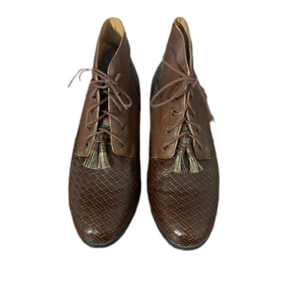 Women’s Ariat lace up ankle boots - Picture 4 of 7